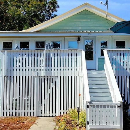 1201 Lovell Avenue By Tybee Beach Vacation Rentals Тайби Айлънд Екстериор снимка