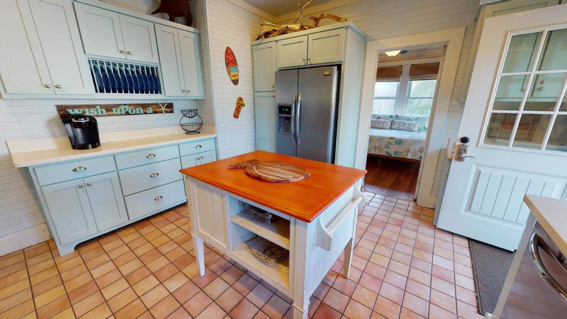 1201 Lovell Avenue By Tybee Beach Vacation Rentals Тайби Айлънд Екстериор снимка